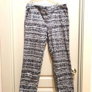 St John Tapered Dress Career Pants Women 12 Black White Print Pattern Mi…